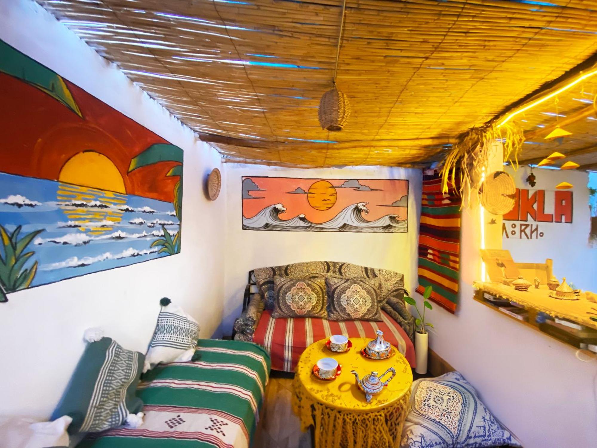 Albergue Bright Wave Surfhouse Tamraght Exterior foto