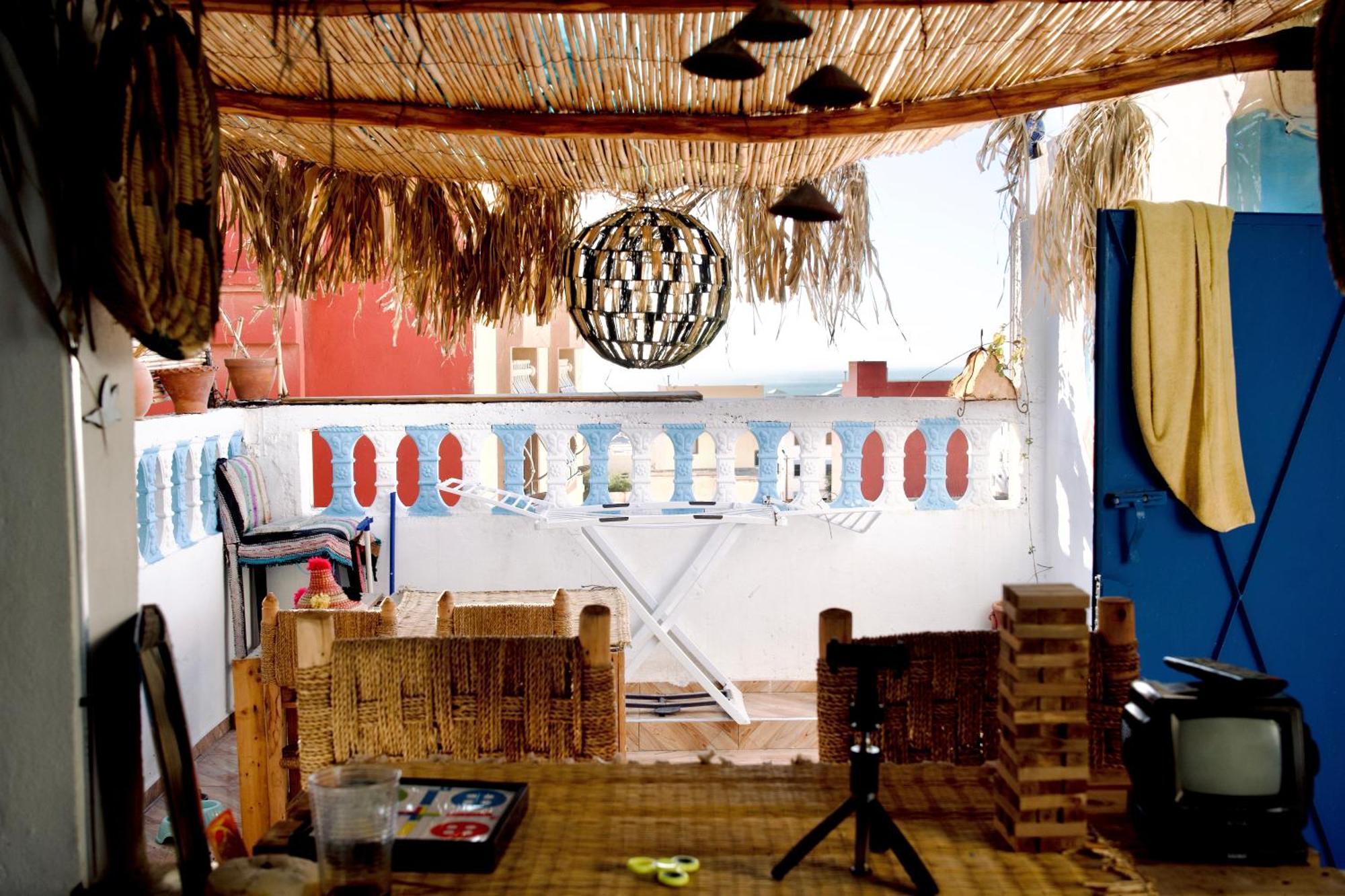 Albergue Bright Wave Surfhouse Tamraght Exterior foto