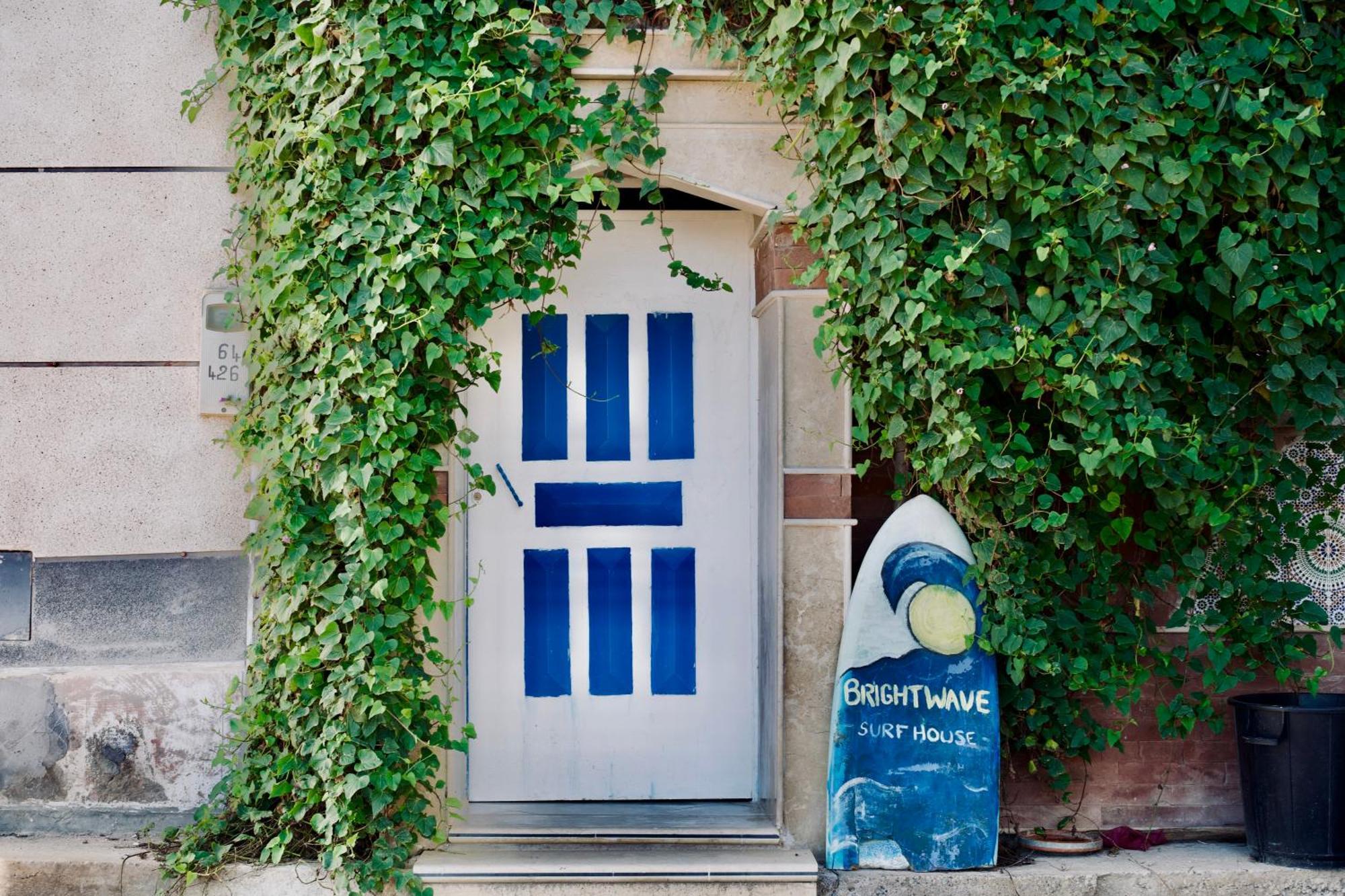 Albergue Bright Wave Surfhouse Tamraght Exterior foto